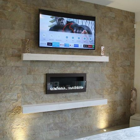 Villa Martina Luxury Rooms Дезенцано-дель-Гарда Экстерьер фото