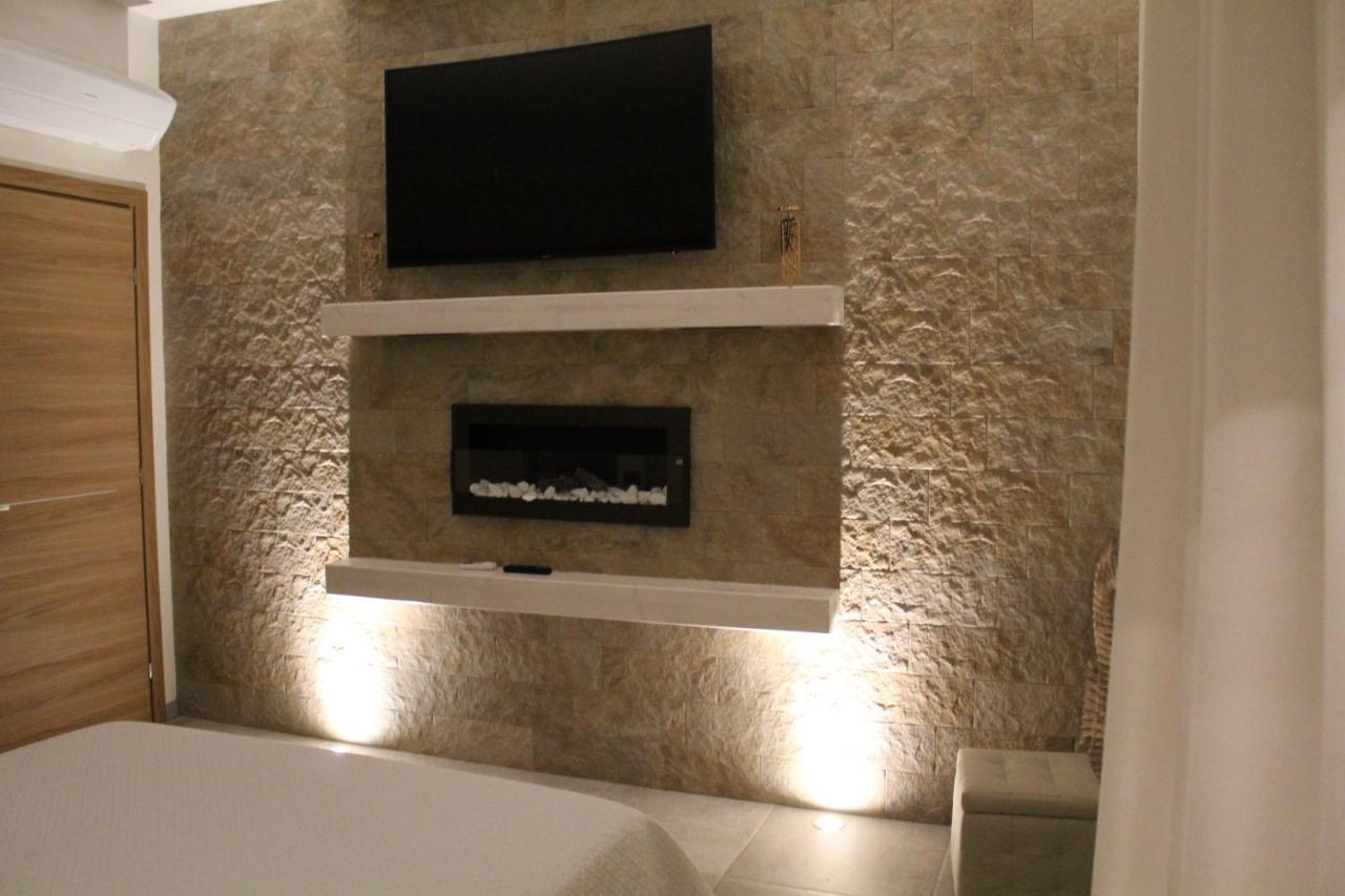 Villa Martina Luxury Rooms Дезенцано-дель-Гарда Экстерьер фото
